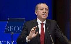 Turkish President Recep Tayyip Erdogan speaks at the Brookings Institution in Washington, DC, on March 31, 2016. (Drew Angerer/Getty Images/AFP)