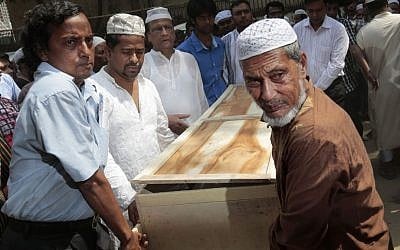 Bangladeshi Muslims carry the body of Xulhaz Mannan, who was stabbed to death by unidentified assailants, to his funeral in Dhaka, Bangladesh, Tuesday, April 26, 2016. (AP Photo) Bangladeshi Muslims carry the body of Xulhaz Mannan, who was stabbed to death by unidentified assailants, to his funeral in Dhaka, Bangladesh, Tuesday, April 26, 2016. (AP Photo)