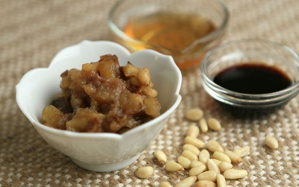 Charoset with pine nuts (Joanne Rathe/The Boston Globe/Getty Images/via JTA) Charoset with pine nuts (Joanne Rathe/The Boston Globe/Getty Images/via JTA)