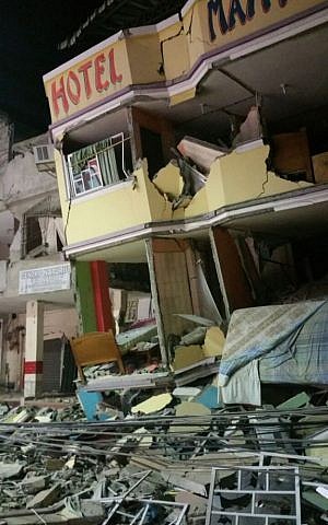 An hotel barely stands after an earthquake in the town of Manta, Ecuador, April 16, 2016. (AP/Patricio Ramos) 