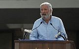 Ze'ev 'Zambish' Hever eulogizes former premier Ariel Sharon at the Knesset in Jerusalem on January 13, 2014. (Hadas Parush/Flash90)