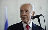 Former Israeli president Shimon Peres at the Peres Center for Peace in Tel Aviv on July 27, 2015. (Tomer Neuberg/Flash90)