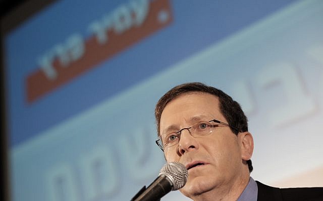 Opposition leader Isaac Herzog speaks at a conference in Tel Aviv on April 12, 2016. (Tomer Neuberg/FLASH90) Opposition leader Isaac Herzog speaks at a conference in Tel Aviv on April 12, 2016. (Tomer Neuberg/FLASH90)