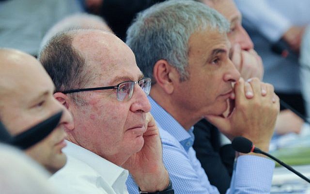 Defense Minister Moshe Ya'alon attends the weekly cabinet meeting, which was held on the Golan Heights, April 17, 2016. (Meir Vaknin/Pool)