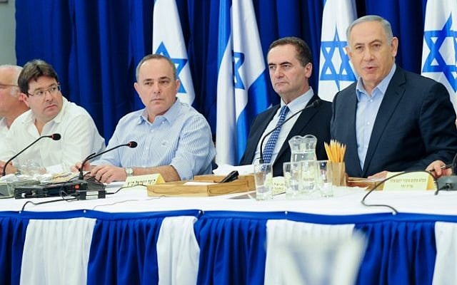 Prime Minister Benjamin Netanyahu leads the weekly cabinet conference, held in the Golan Heights, on April 17, 2016. (Meir Vaknin/POOL) Prime Minister Benjamin Netanyahu leads the weekly cabinet conference, held in the Golan Heights, on April 17, 2016. (Meir Vaknin/POOL)