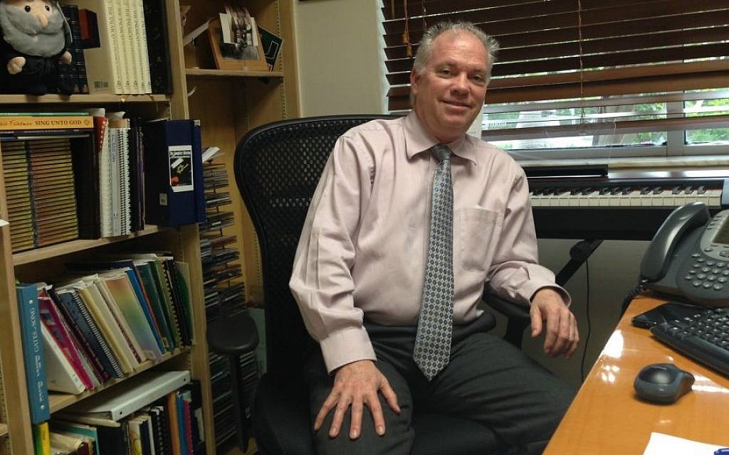 Rabbi Mark Kula, formerly a cantor, now serves as a 'kol bo' at a suburban Miami congregation. (Dina Weinstein/via JTA) Rabbi Mark Kula, formerly a cantor, now serves as a 'kol bo' at a suburban Miami congregation. (Dina Weinstein/via JTA)