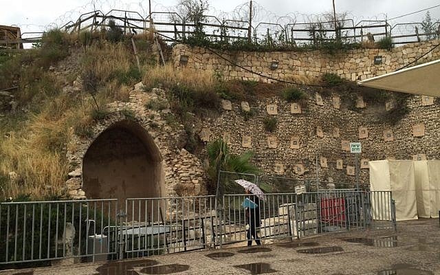 A tourist walks on the temporary egalitarian prayer platform, built in 2013 in Jerusalem's Old City Davidson Archeology Park, as seen on April 12, 2016. (Amanda Borschel-Dan/Times of Israel) A tourist walks on the temporary egalitarian prayer platform, built in 2013 in Jerusalem's Old City Davidson Archeology Park, as seen on April 12, 2016. (Amanda Borschel-Dan/Times of Israel)