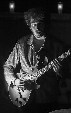 Yonatan Gat (Adam PW Smith)