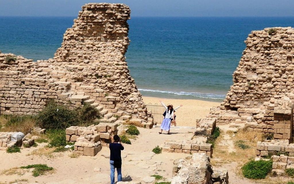 The citadel near Ashdod, built by Caliph Abed el Malek, who also built Jerusalem’s Dome of the Rock in 691 (Shmuel Bar-Am)