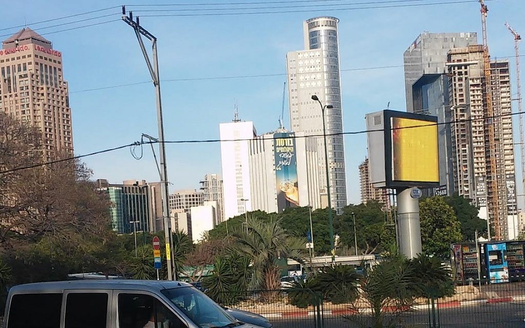 A view of Ramat Gan's diamond district, where many binary options firms were located, on April 3. 2016. The sign on the building reads "Israel's diamond district: national pride" (Simona Weinglass/Times of Israel) A view of Ramat Gan's diamond district, where many binary options firms were located, on April 3. 2016. The sign on the building reads "Israel's diamond district: national pride" (Simona Weinglass/Times of Israel)