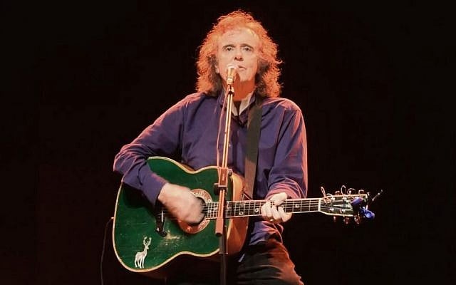 Scottish singer-songwriter Donovan performs in Bat Yam, Israel, on Saturday night, April 2, 2016 (screen capture: YouTube) Scottish singer-songwriter Donovan performs in Bat Yam, Israel, on Saturday night, April 2, 2016 (screen capture: YouTube)