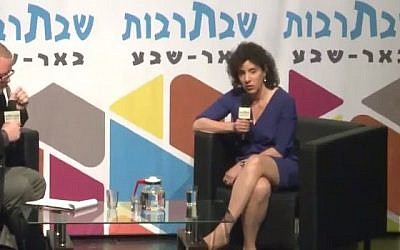 IAI engineer Inbal Kreiss speaking at a cultural event in Beersheba on April 16, 2016. (Screenshot)
