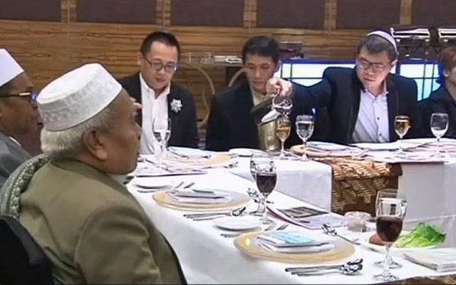 Illustrative: a Passover seder held in Indonesia on April 22 2016. (Screen capture Channel 10)