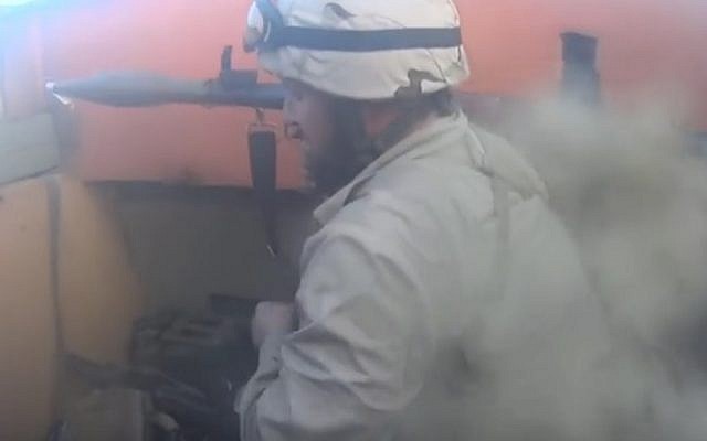 A still image from a video claiming to be taken from a headcam worn by an Islamic State fighter during a battle against peshmerga forces in Iraq in March 2016. (screen capture: YouTube) A still image from a video claiming to be taken from a headcam worn by an Islamic State fighter during a battle against peshmerga forces in Iraq in March 2016. (screen capture: YouTube)