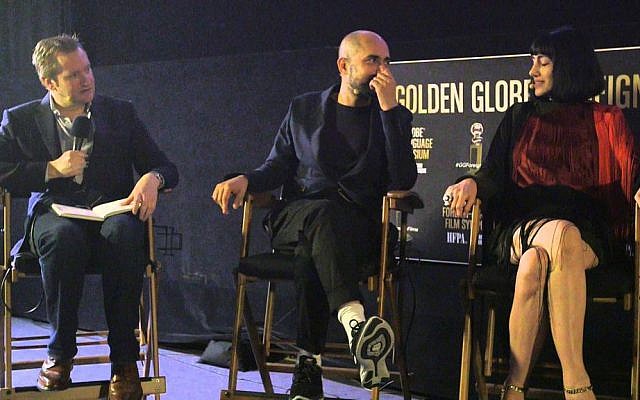 Ronit Elkabetz (right), with her brother Shlomi Elkabetz in a Golden Globes interview (Courtesy YouTube)