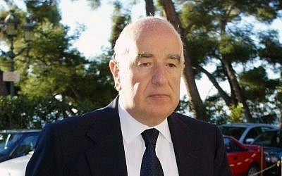 Joseph Safra in 2002 (AP Photo/Lionel Cironneau)