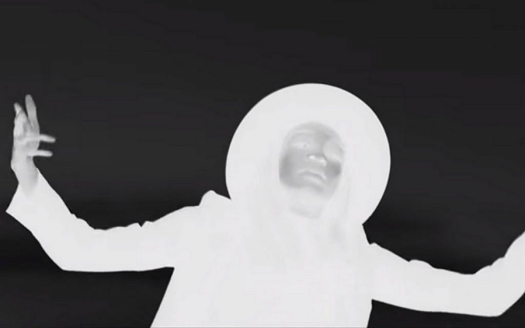 English rapper Little Simz performs in her music video for the song 'Dead Body' (screen capture: YouTube) English rapper Little Simz performs in her music video for the song 'Dead Body' (screen capture: YouTube)