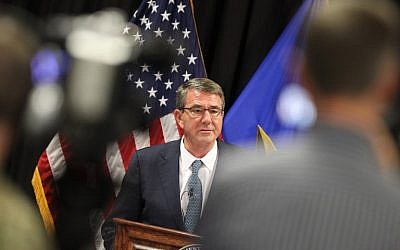 US Defense Secretary Ashton Carter addresses a press conference in Stuttgart, Germany, on May 4, 2016 after a meeting of the coalition fighting the Islamic State group. (AFP/DANIEL ROLAND)