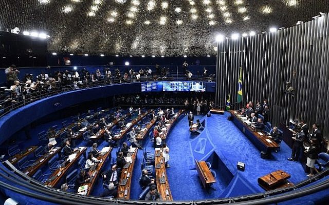 Overview of the Senate session during a debate of a vote on suspending President Dilma Rousseff and launching an impeachment trial, in Brasilia on May 11, 2016. (AFP PHOTO / EVARISTO SA)