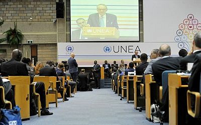 Deputy Secretary-General of the United Nations Jan Eliasson speaks during the United Nation Environment Assembly (UNEA) on May 26, 2016 in Nairobi. (AFP PHOTO / SIMON MAINA)