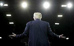 Republican presidential candidate Donald Trump speaks during a rally in Fresno, California, May 27, 2016. (AP Photo/Chris Carlson)