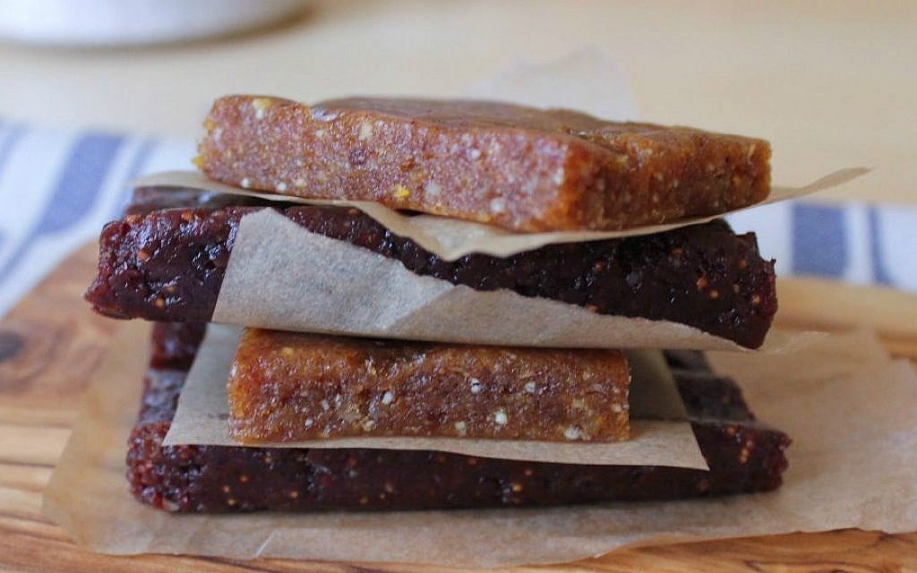 Gluten-free, vegan medjool date bars (Aly Miller)