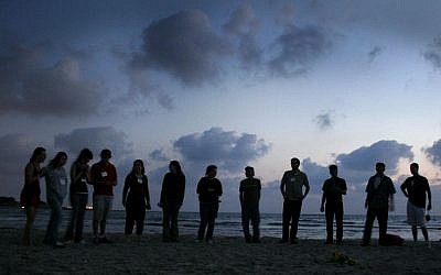 Illustrative: Taglit-Birthright participants in Caesarea. (Photo by Melanie Fidler /Flash90)