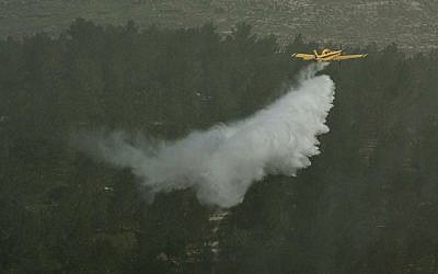 Illustrative photo of an Israeli fire-fighting plane, March 29, 2012. (Omer MironFLASH90.