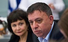 Environmental Protection Minister Avi Gabbay seen during a committee meeting at the Knesset during a discussion on a controversial natural gas deal which was recently approved by the Israeli government. December 2, 2015. (Miriam Alster/Flash90)