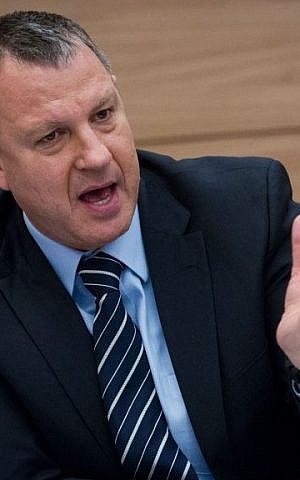 Zionist Union MK Erel Margalit attends a Finance Committee meeting at the Knesset on January 11, 2016. (Miriam Alster/Flash90)