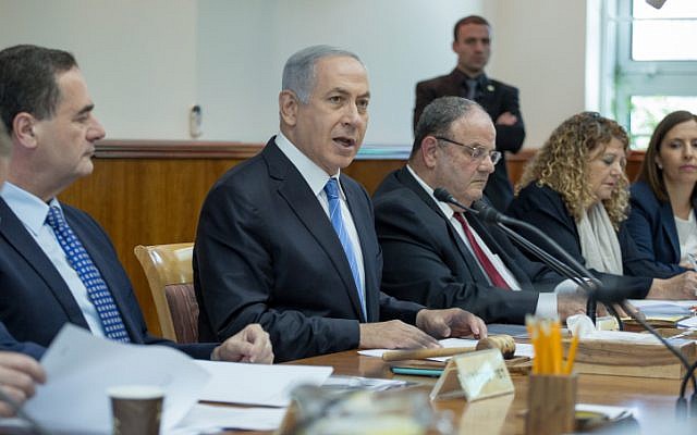 Prime Minister Benjamin Netanyahu leads the weekly cabinet meeting at the Prime Minister's Office in Jerusalem on May 8, 2016. (Emil Salman/POOL) Prime Minister Benjamin Netanyahu leads the weekly cabinet meeting at the Prime Minister's Office in Jerusalem on May 8, 2016. (Emil Salman/POOL)