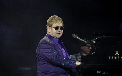 British singer and musician Sir Elton John performs in Tel Aviv on May 26, 2016. (Photo by Miriam Alster/Flash90)