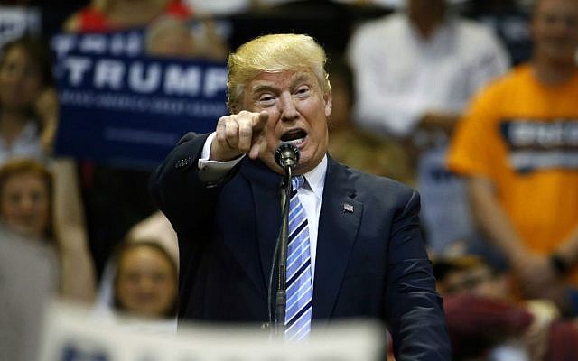 US Republican presidential candidate Donald Trump speaks in Billings, Montana, May 26, 2016. (AP/Brennan Linsley, File)