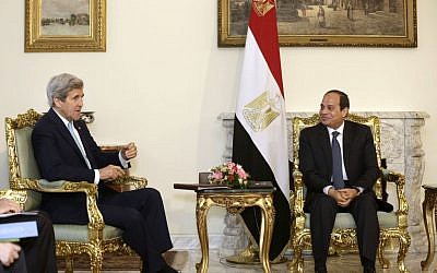 Egyptian President Abdel-Fattah el-Sissi, right, meets with US Secretary of State John Kerry at the presidential palace in Cairo, Egypt, Wednesday, May 18, 2016. (AP Photo/Amr Nabil)