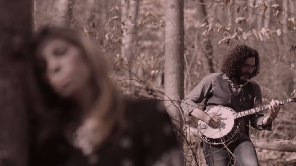 A diverse variety of musical influences help Zasloff and Lindberg combine American and Jewish traditions (screenshot: YouTube) A diverse variety of musical influences help Zasloff and Lindberg combine American and Jewish traditions (screenshot: YouTube)