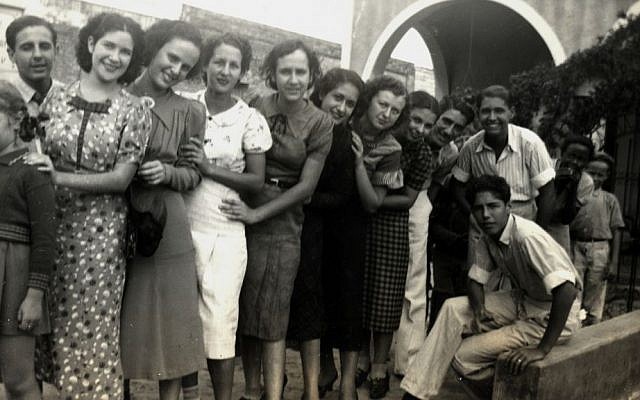 Isabel Schiller (seventh from right) and friends in Cuba. (Courtesy)