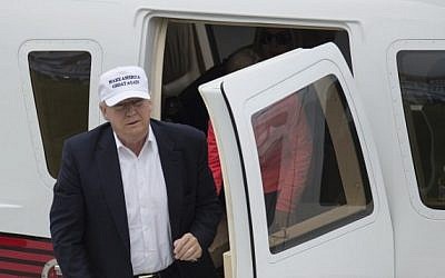 Presumptive Republican presidential nominee Donald Trump arrives to officially open his Trump Turnberry hotel and golf resort in Turnberry, Scotland on June 24, 2016 (AFP PHOTO / OLI SCARFF) Presumptive Republican presidential nominee Donald Trump arrives to officially open his Trump Turnberry hotel and golf resort in Turnberry, Scotland on June 24, 2016 (AFP PHOTO / OLI SCARFF)