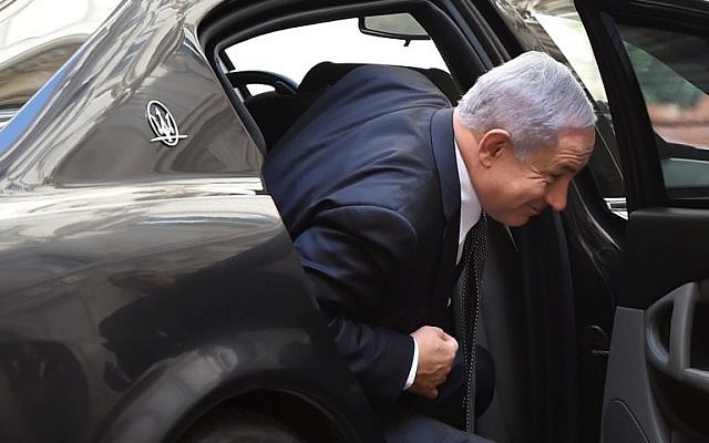 Prime Minister Benjamin Netanyahu arrives at the Palazzo Chigi in Rome for a meeting with Italy's Prime Minister Matteo Renzi on June 27, 2016. (GABRIEL BOUYS / AFP) Prime Minister Benjamin Netanyahu arrives at the Palazzo Chigi in Rome for a meeting with Italy's Prime Minister Matteo Renzi on June 27, 2016. (GABRIEL BOUYS / AFP)