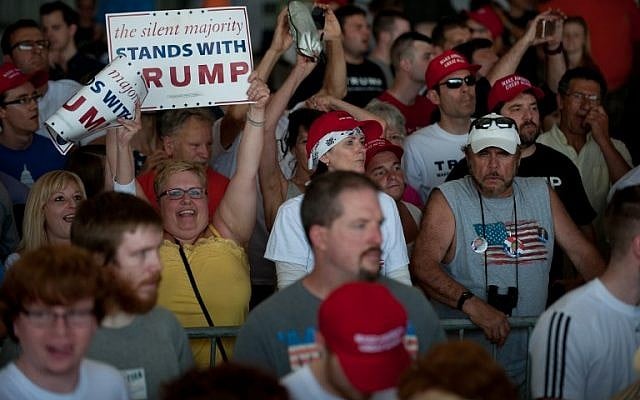 Supporters gather for an opportunity to meet Republican presidential candidate Donald Trump after a rally at Atlantic Aviation on June 11, 2016 in Moon Township, Pennsylvania. (Jeff Swensen/Getty Images/AFP)