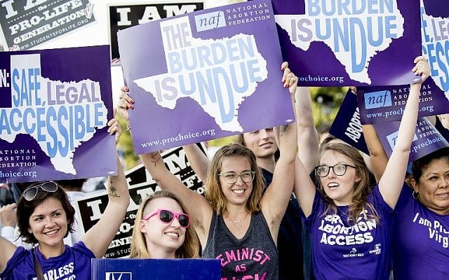 Pro-choice activists wait for rulings in front of the U.S. Supreme Court on June 27, 2016 in Washington, DC. (Pete Marovich/Getty Images/AFP)