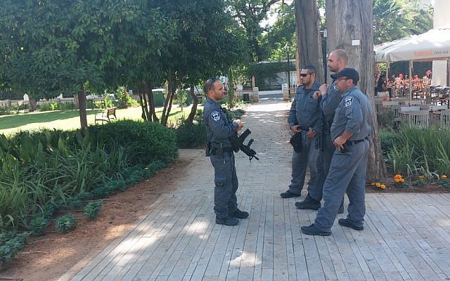 Beefed up security at Tel Aviv's Sarona market on June 9, 2016, a day after Palestinian terrorists shot 4 Israelis dead at a restaurant there (Simona Weinglass/Times of Israel) Beefed up security at Tel Aviv's Sarona market on June 9, 2016, a day after Palestinian terrorists shot 4 Israelis dead at a restaurant there (Simona Weinglass/Times of Israel)