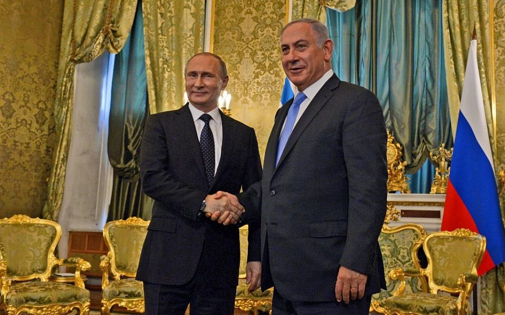 Prime Minister Benjamin Netanyahu (right) meets with Russian President Vladimir Putin in Moscow, Russia, on June 7, 2016. (Haim Zach/GPO)