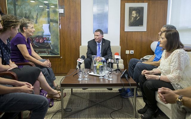 Knesset Speaker Yuli Edelstein meets with the families of late Israeli soldiers Oron Shaul and Hadar Goldin at the Knesset in Jerusalem, June 27, 2016. (Yonatan Sindel/Flash90) Knesset Speaker Yuli Edelstein meets with the families of late Israeli soldiers Oron Shaul and Hadar Goldin at the Knesset in Jerusalem, June 27, 2016. (Yonatan Sindel/Flash90)