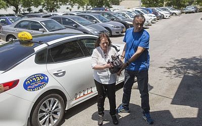 Zehava and Herzl Shaul arriving at the Prime Minister's Office in Jerusalem for a meeting with Benjamin Netanyahu and UN chief Ban Ki-moon on June 28, 2016. (Yonatan Sindel/Flash90)
