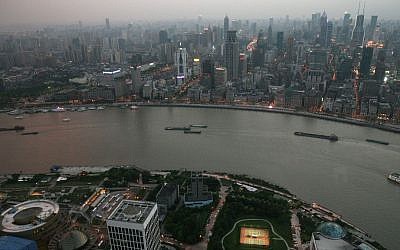 Illustrative view of Shanghai. (Liron Almog/Flash90)