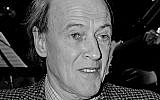 Author Roald Dahl in 1982, around the time his commentaries against Jews and Israel began to increase. (Public domain)