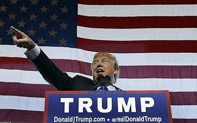 Donald Trump speaking at a campaign event in Mesa, Ariz., Dec. 16, 2015. (Ralph Freso/Getty Images)