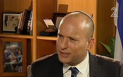 Jewish Home leader Naftali Bennett talks to Channel 2 in an interview segment aired on June 2, 2016 (screen capture: Channel 2)