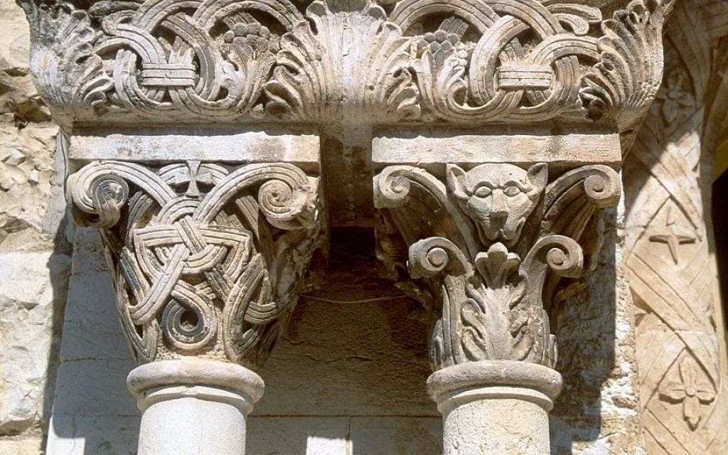 Decorative pillars in the Church of the Redeemer, which was built by Wilhelm II’s father, Crown Prince Frederich. (Shmuel Bar-Am)