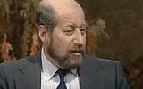 Clement Freud, grandson of Sigmund Freud, in 1982 (YouTube screenshot)